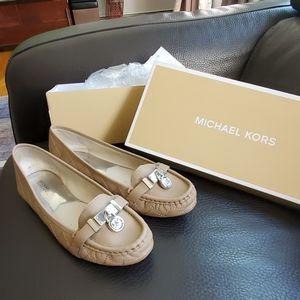 Women size 9 designer  shoe